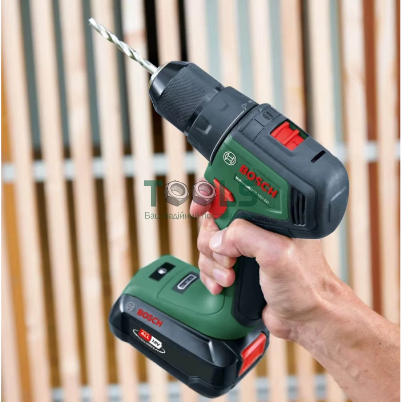 Аккумуляторная дрель-шуруповерт Bosch UniversalDrill 18V-60 Li-Ion (18 В, 1.5 А*ч) (06039D7002)