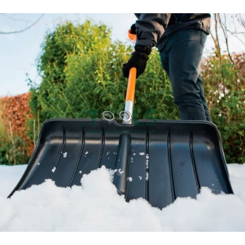 Лопата для уборки снега Fiskars SnowXpert 143001 (1003469)