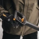 Лопата для прибирання снігу телескопічна Fiskars X-series (1057188)