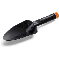 Совок Fiskars Solid (1000694)