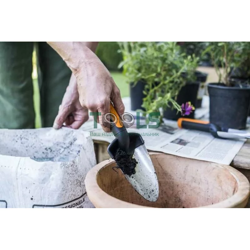 Садовий совок Fiskars Premium Planters (1000726)