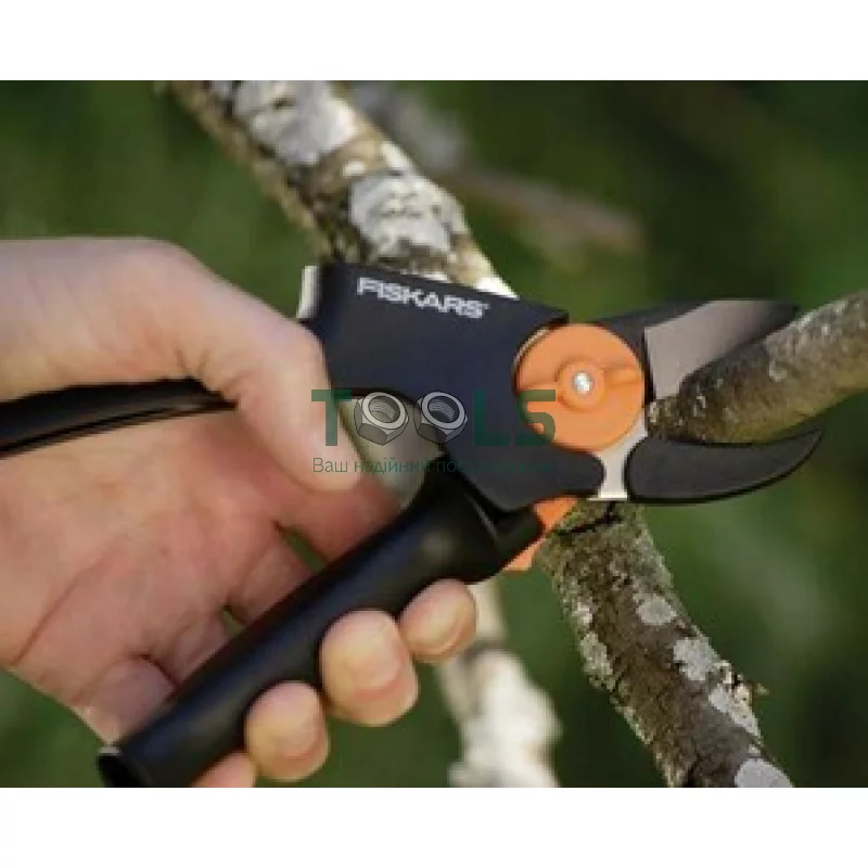 Секатор с силовым приводом Fiskars (111510)