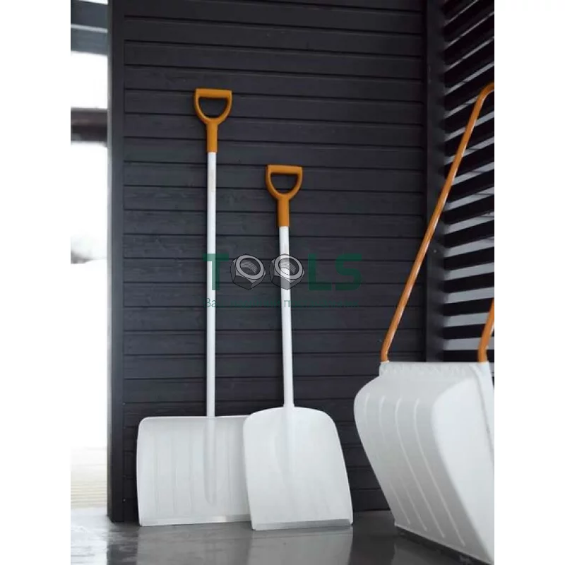 Лопата Fiskars SnowXpert Shovel White (1003605)