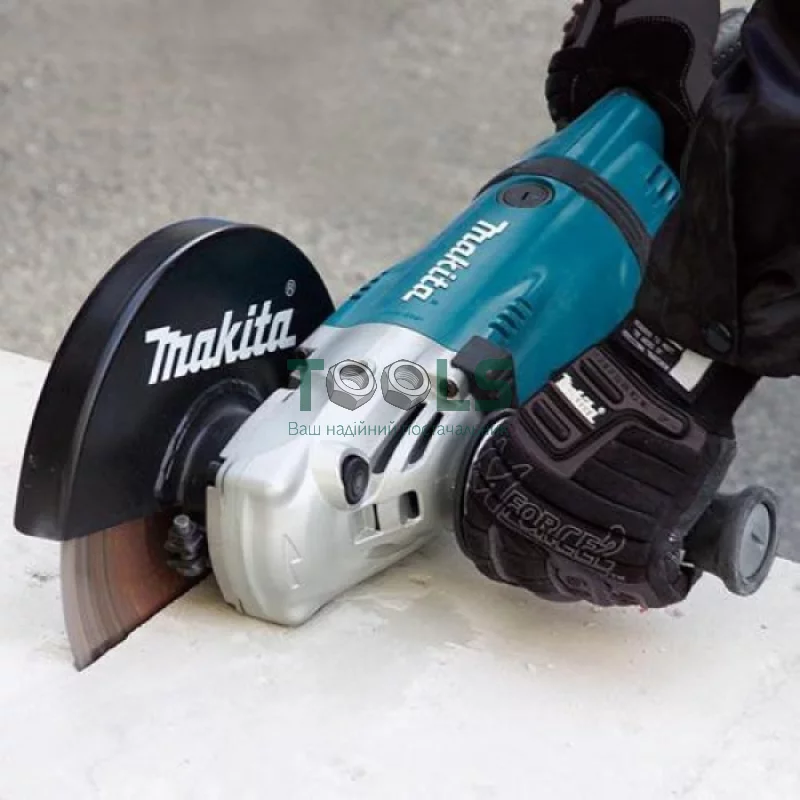 Угловая шлифмашина Makita GA9020 (2200 Вт, 230 мм)