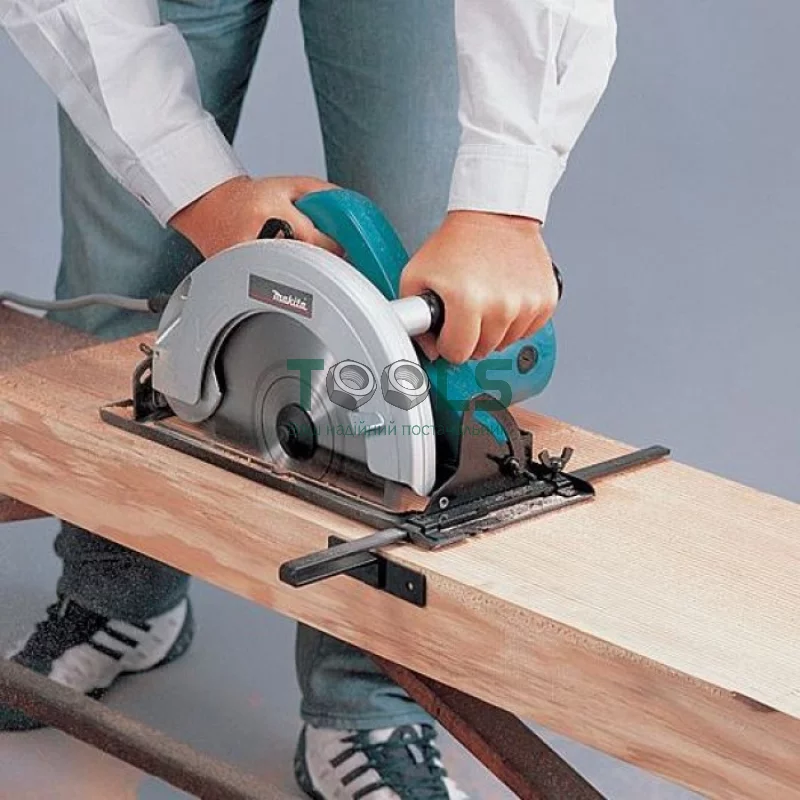 Пила дисковая Makita N5900B (2 кВт, 235 мм)