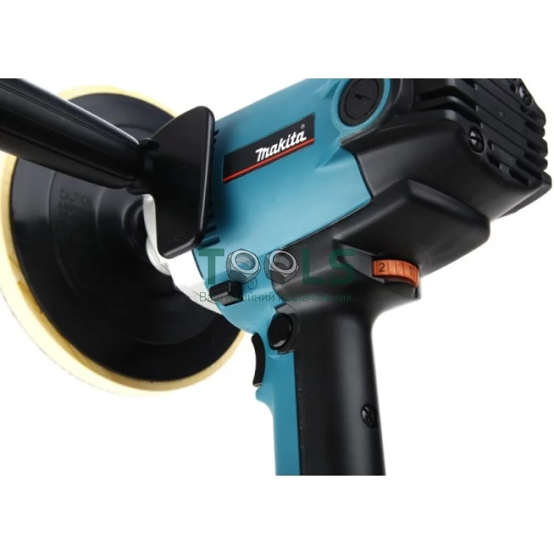 Полірувальна машина Makita PV7000C (0.9 кВт, 165 мм)