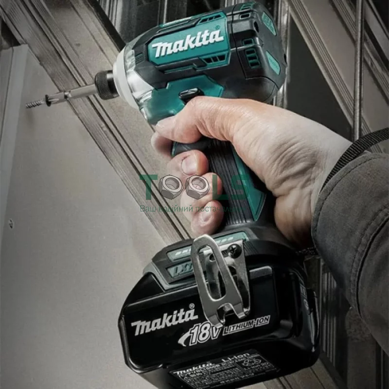 Аккумуляторный ударный гайковерт Makita DTD153Z (18 В, без АКБ, 170 Н*м)