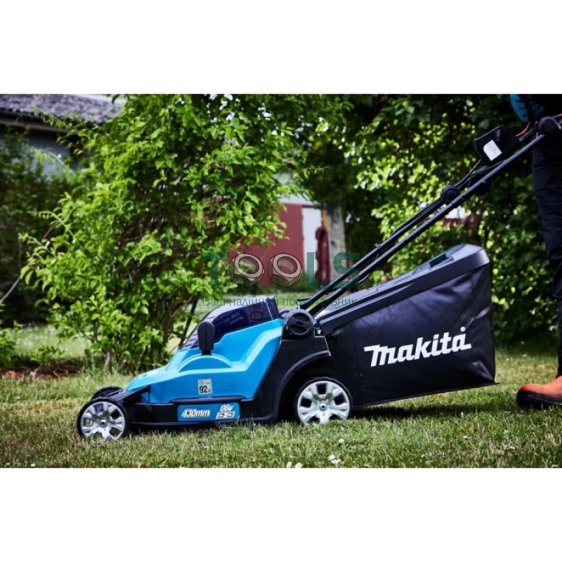 Аккумуляторные газонокосилка Makita DLM432CT2 + ножницы Makita DUM111SYX + ламзак (SOFA-DLM-2-R)