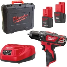 Аккумуляторная дрель-шуруповерт Milwaukee M12 BDD-152C (12 В, 2х5 А*ч, 30 Н*м) (4933451460)