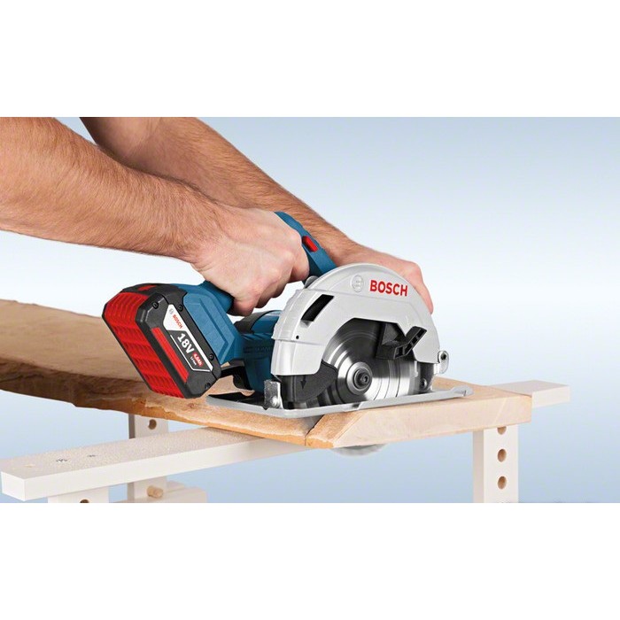 Аккумуляторная дисковая пила Bosch GKS 18V-57 без АКБ и ЗП (18 В, 165 мм) (06016A2200)