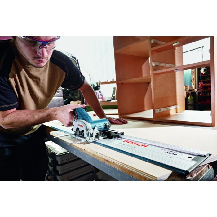 Аккумуляторная дисковая пила Bosch GKS 12V-26 (12 В, 2 А*ч, 85 мм) (0615990M41)