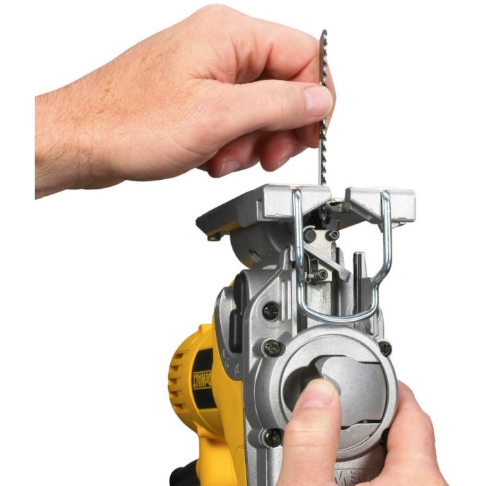 Электролобзик DeWALT DW331KT (0.701 кВт, 3100 ход/мин)