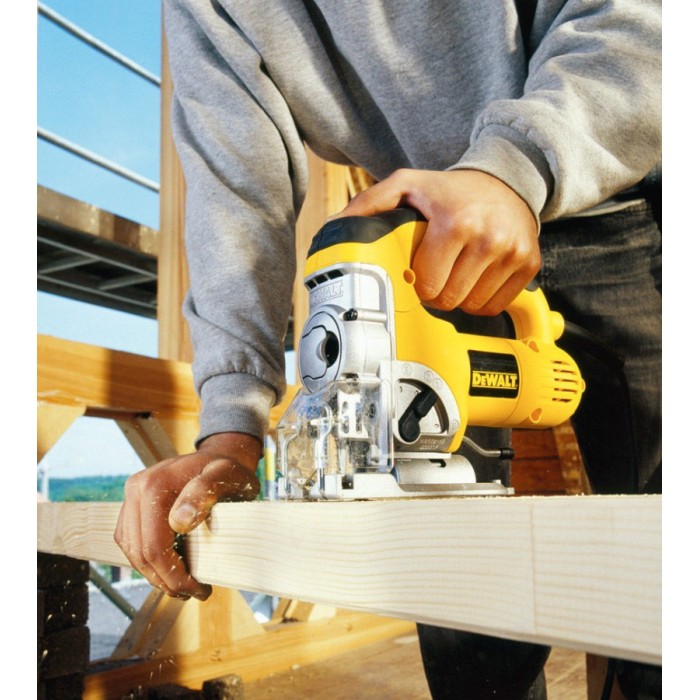 Электролобзик DeWALT DW331KT (0.701 кВт, 3100 ход/мин)