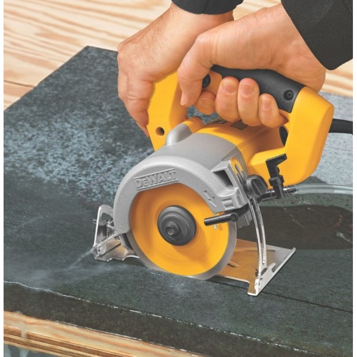 Электрический ручной плиткорез DeWALT DWC410 (1.3 кВт, 110 мм)
