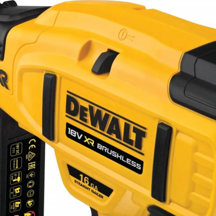 Пистолет гвоздезабивной аккумуляторный DeWALT DCN662NT + кейс (18 В, без АКБ, 32-64 мм)