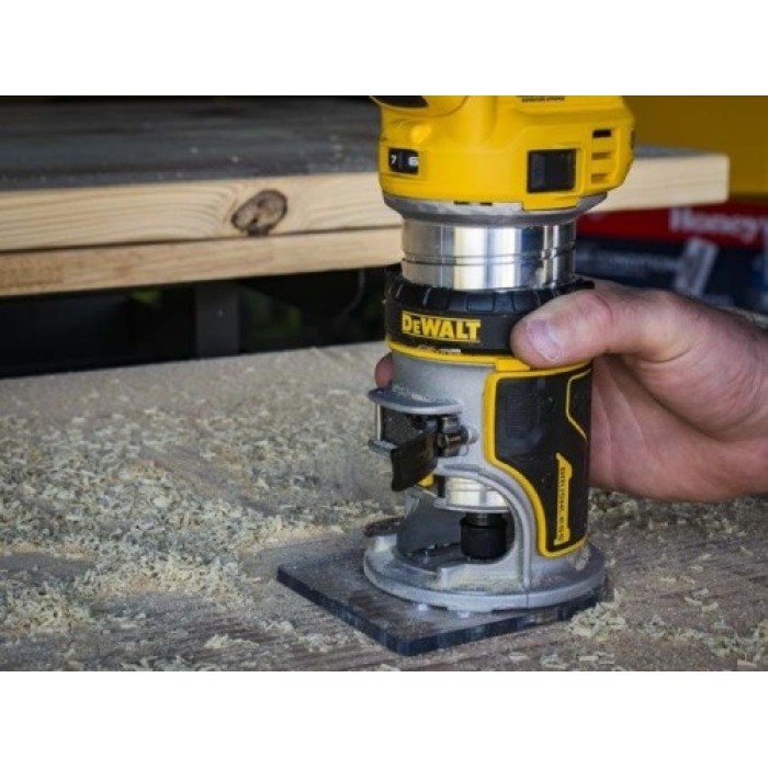 Аккумуляторный кромочный фрезер DeWALT DCW600N (18 В, без АКБ)