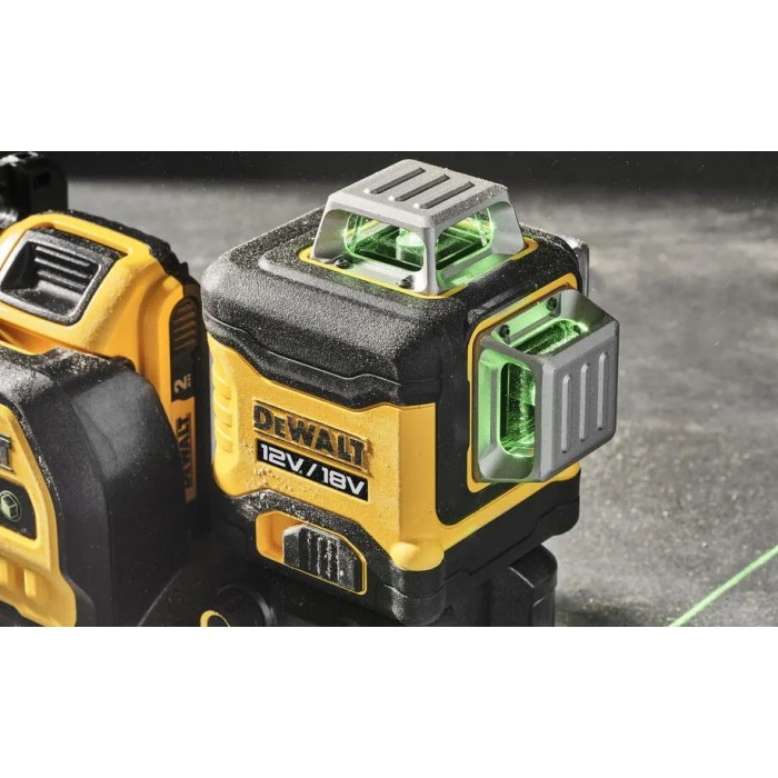 Лазерный нивелир DeWALT DCE089D1G18 (18 В, 2 А*ч, 50 м)