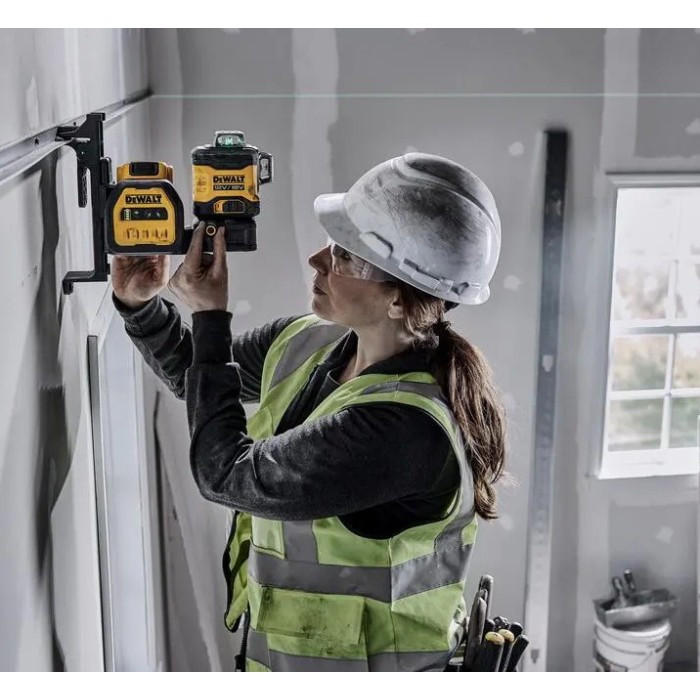 Лазерный нивелир DeWALT DCE089D1G18 (18 В, 2 А*ч, 50 м)