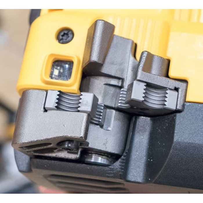 Аккумуляторный резчик шпилек DeWALT DCS350N (18 В, без АКБ, 12 мм)