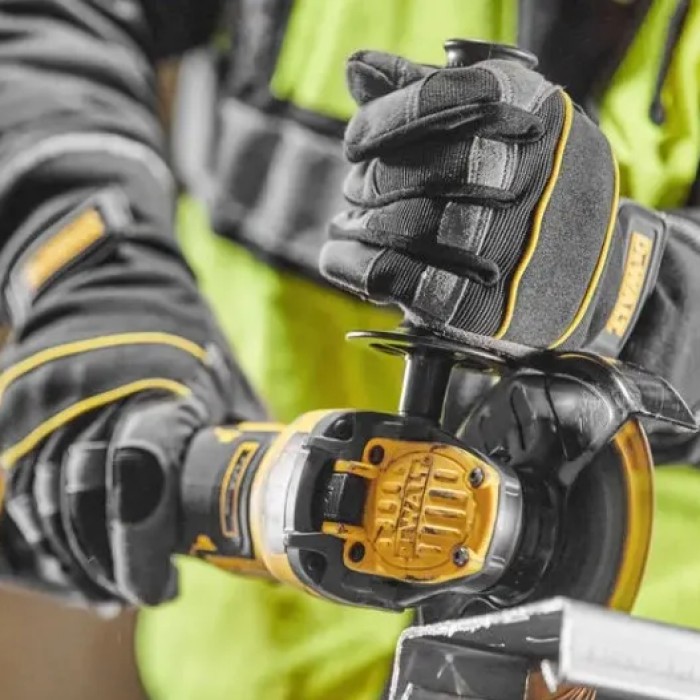 Аккумуляторная угловая шлифмашина DeWALT DCG409NT (18 В, без АКБ, 125 мм)