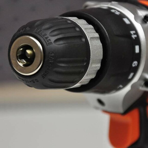 Шуруповерт INTERTOOL Storm WT-0318