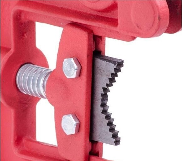 Тиски слесарные поворотные Intertool HT-0059