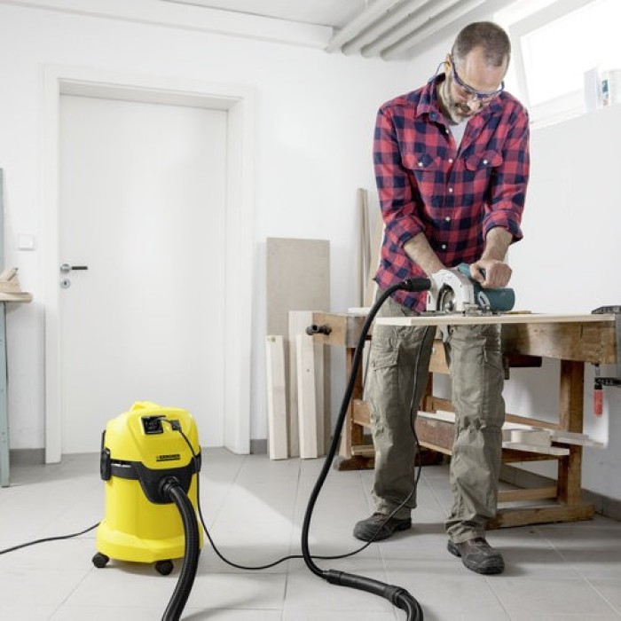 Пылесос Karcher WD 3 + фильтр-мешки (1000 Вт, 17 л) (9.611-147.0)