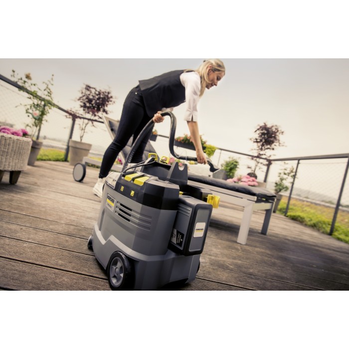 Аккумуляторный моющий пылесос Karcher Puzzi 9/1 Bp (БЕЗ АКБ, 36 В, 9 л) (1.101-700.0)