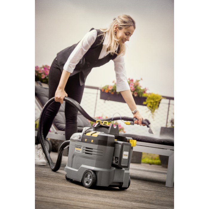Аккумуляторный моющий пылесос Karcher Puzzi 9/1 Bp (БЕЗ АКБ, 36 В, 9 л) (1.101-700.0)