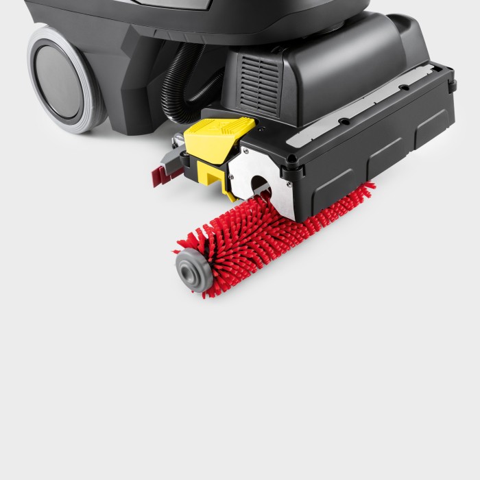 Аккумуляторная поломойная машина Karcher BR 35/12 C Bp Pack (25.2 В, 21 А*ч, 12 л) (1.783-467.0)
