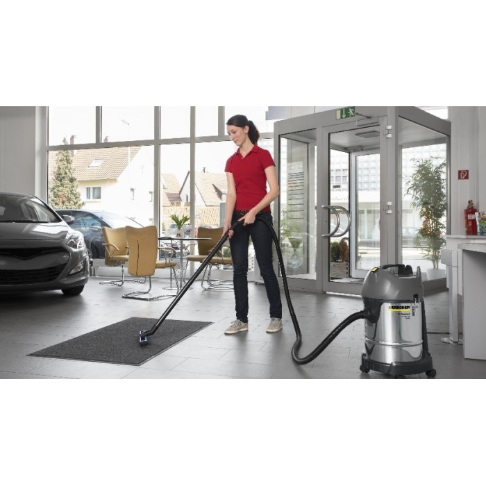 Пылесос Karcher NT 30/1 Me Classic (1.5 кВт, 30 л) (1.428-568.0)