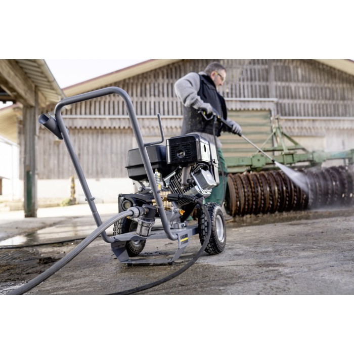 Бензиновая мойка высокого давления Karcher HD 9/25 G Classic (900 л/ч) (1.187-013.0)