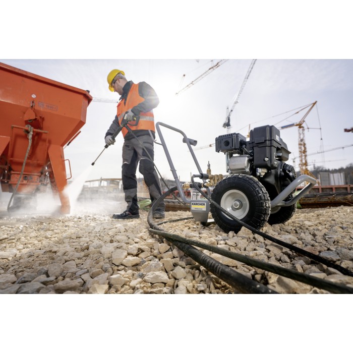 Бензиновая мойка высокого давления Karcher HD 9/25 G Classic (900 л/ч) (1.187-013.0)