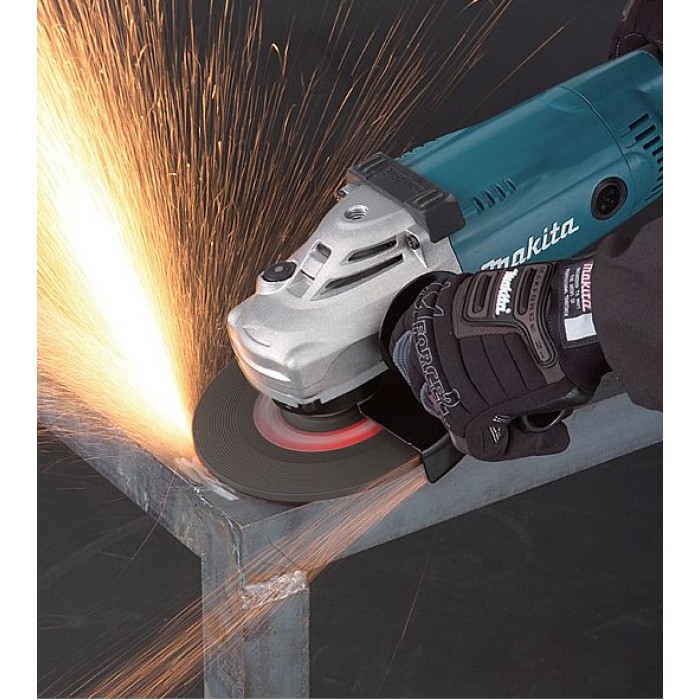 Угловая шлифовальная машина Makita GA7030RF01 (2.4 кВт, 180 мм)