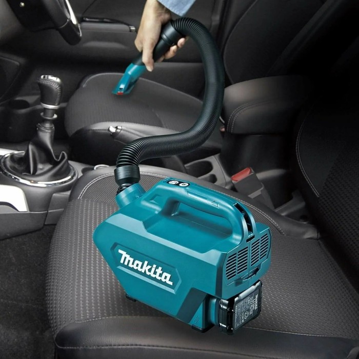 Аккумуляторный пылесос Makita CL121DWA (10.8 В, 2 А*ч, 0.5 л)