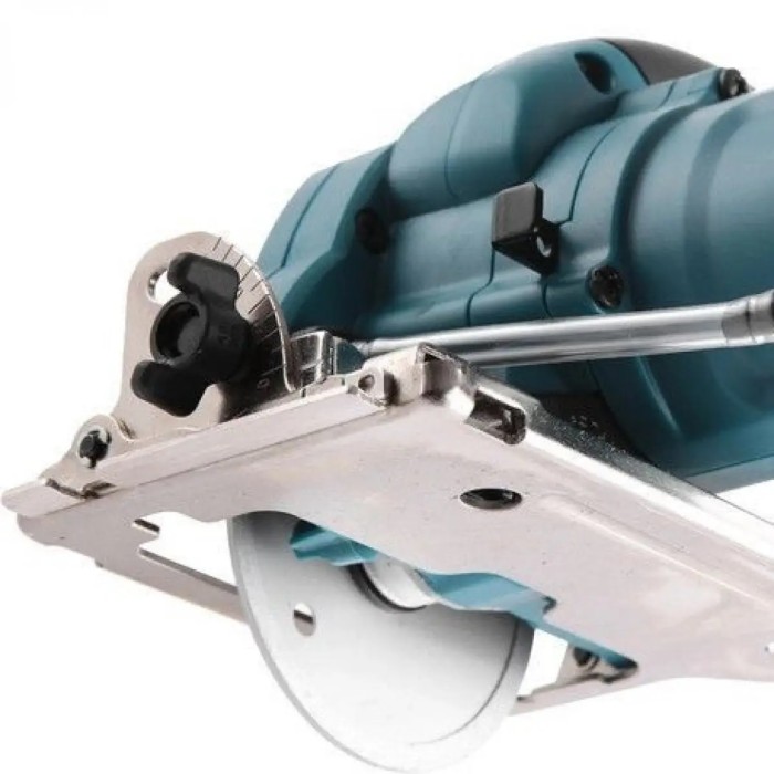 Аккумуляторная алмазная дисковая пила Makita CC300DW (10.8 В, 1.3 А*ч, 85 мм)