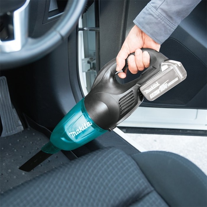 Аккумуляторный пылесос Makita DCL180ZB (18 В, без АКБ, 0.65 л)
