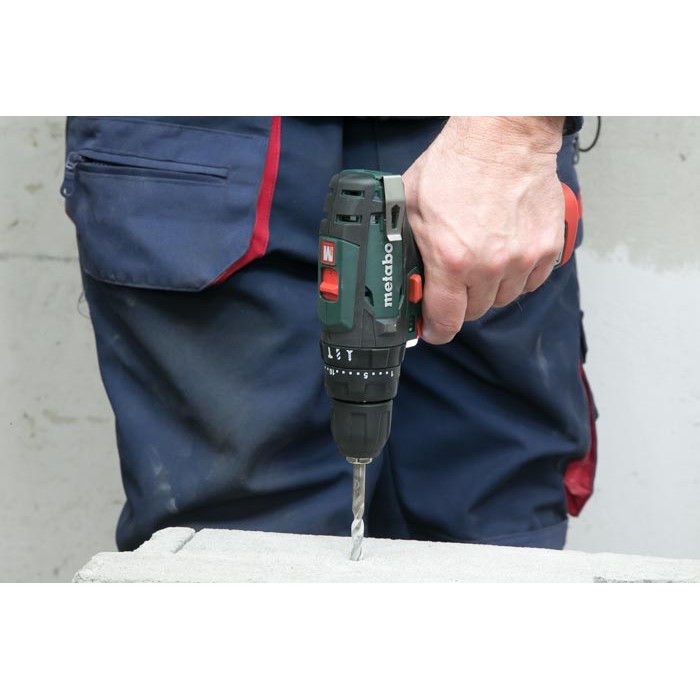 Аккумуляторная ударная дрель-шуруповерт Metabo PowerMaxx SB Basic (2х2 А*ч, 34 Нм) (600385500)