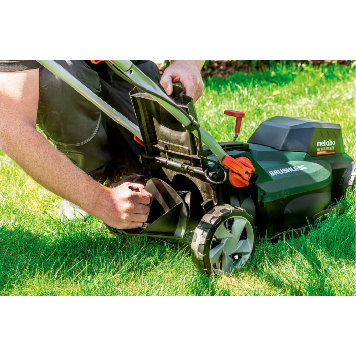 Акумуляторна газонокосарка Metabo RM 36-18 LTX BL 36 (18 В, 360 мм) (601716650)