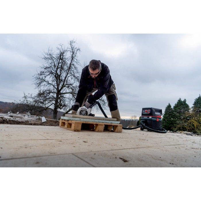 Аккумуляторная болгарка Metabo WVB 18 LTX BL 15-125 Quick (18 В, без АКБ, 125 мм) (601731850)