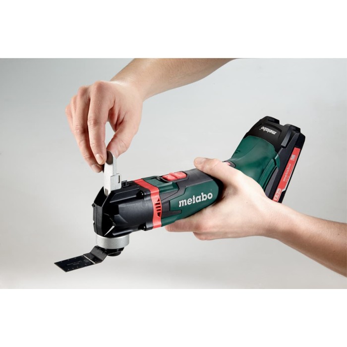 Аккумуляторный многофункциональный инструмент Metabo MT 18 LTX COMPACT (2х18 В, 2 А*ч, 18000 кол/мин) (613021510)