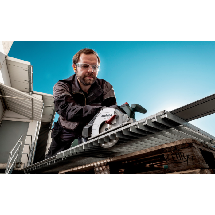 Аккумуляторная дисковая пила по металлу Metabo MKS 18 LTX 58 (18 В, 165x20 мм, без АКБ) (611866840)